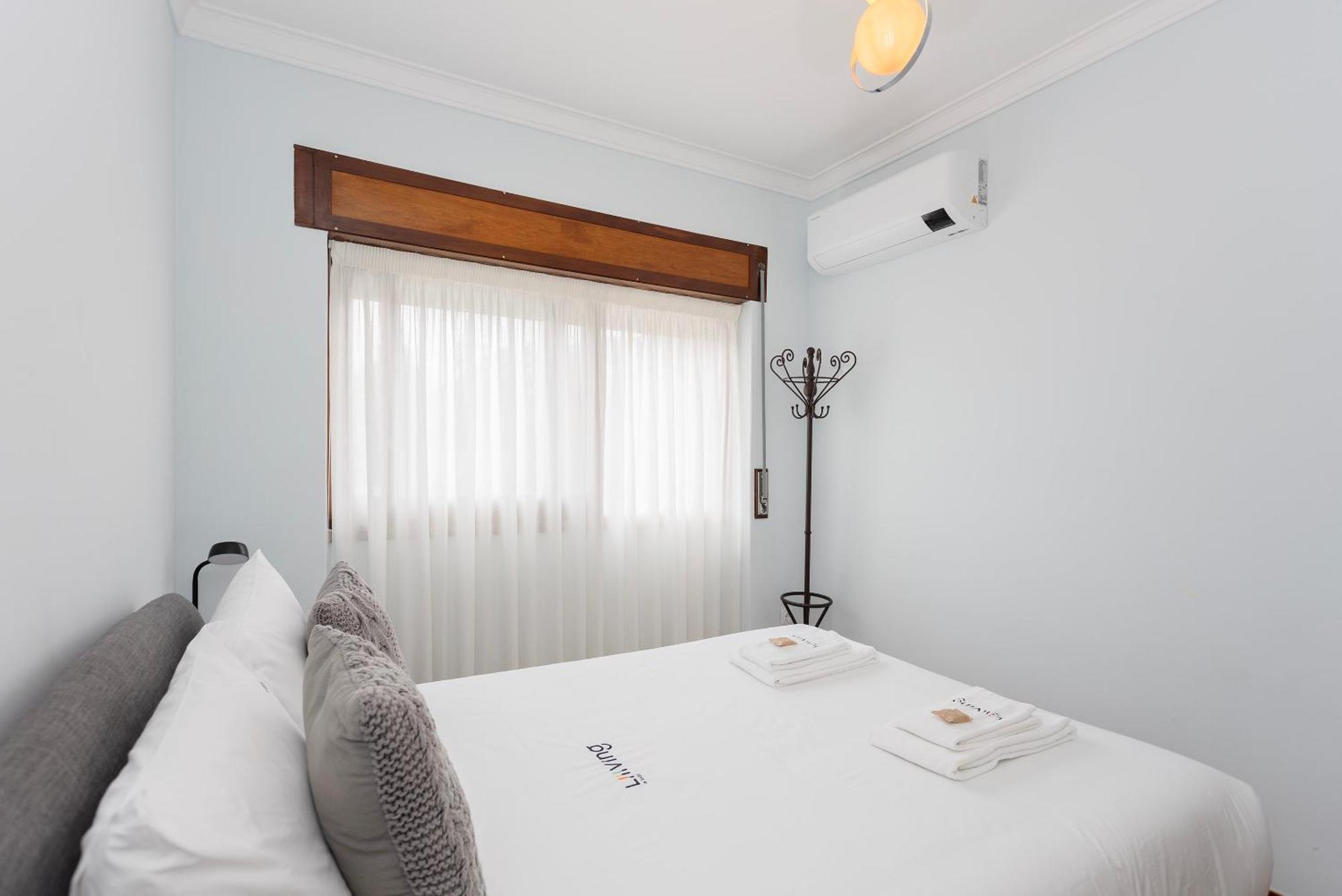 Liiiving In Porto - Vintage Design Apartment Екстер'єр фото